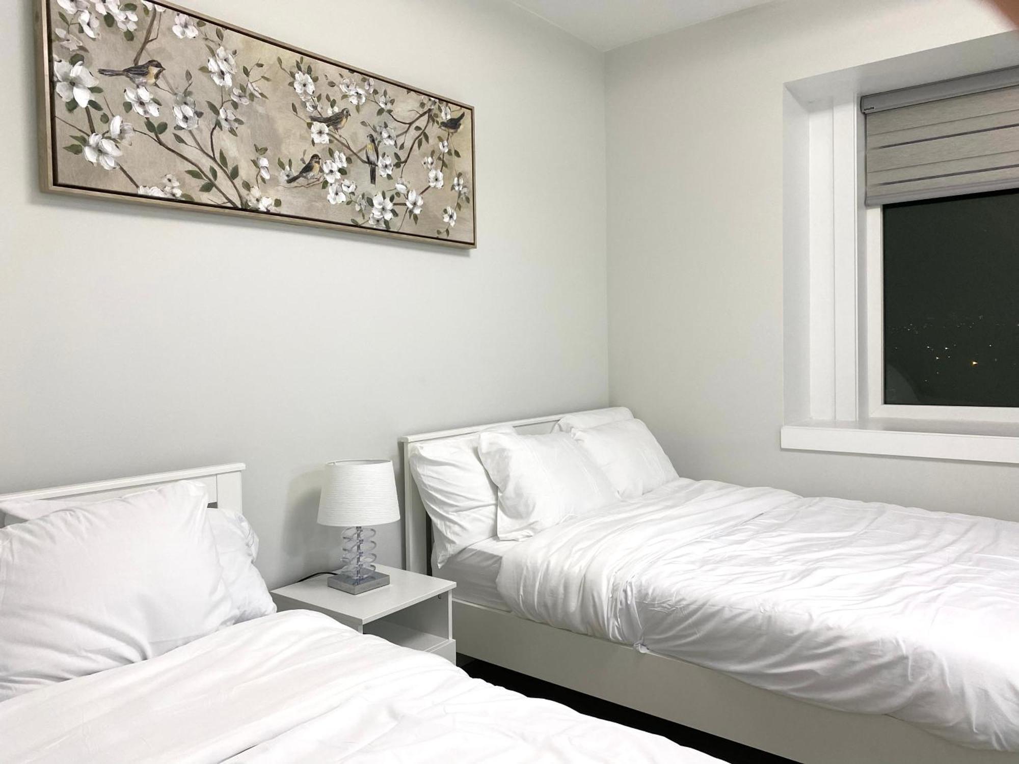 Апартаменти Modern And New House Near Pne With Big Garden And Free Parking Ванкувер Екстер'єр фото