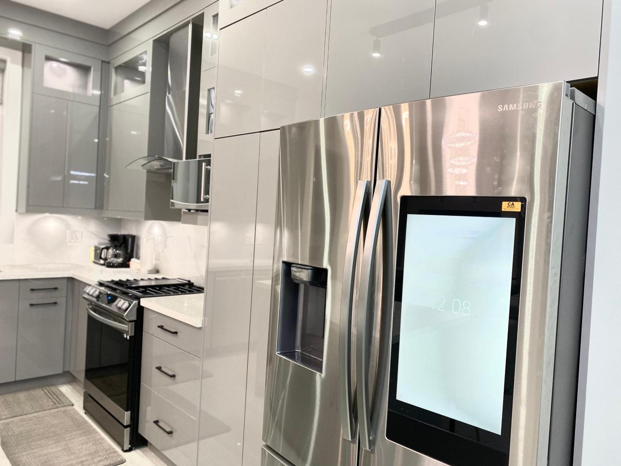 Апартаменти Modern And New House Near Pne With Big Garden And Free Parking Ванкувер Екстер'єр фото